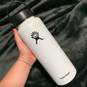 40 oz White Hydro Flask